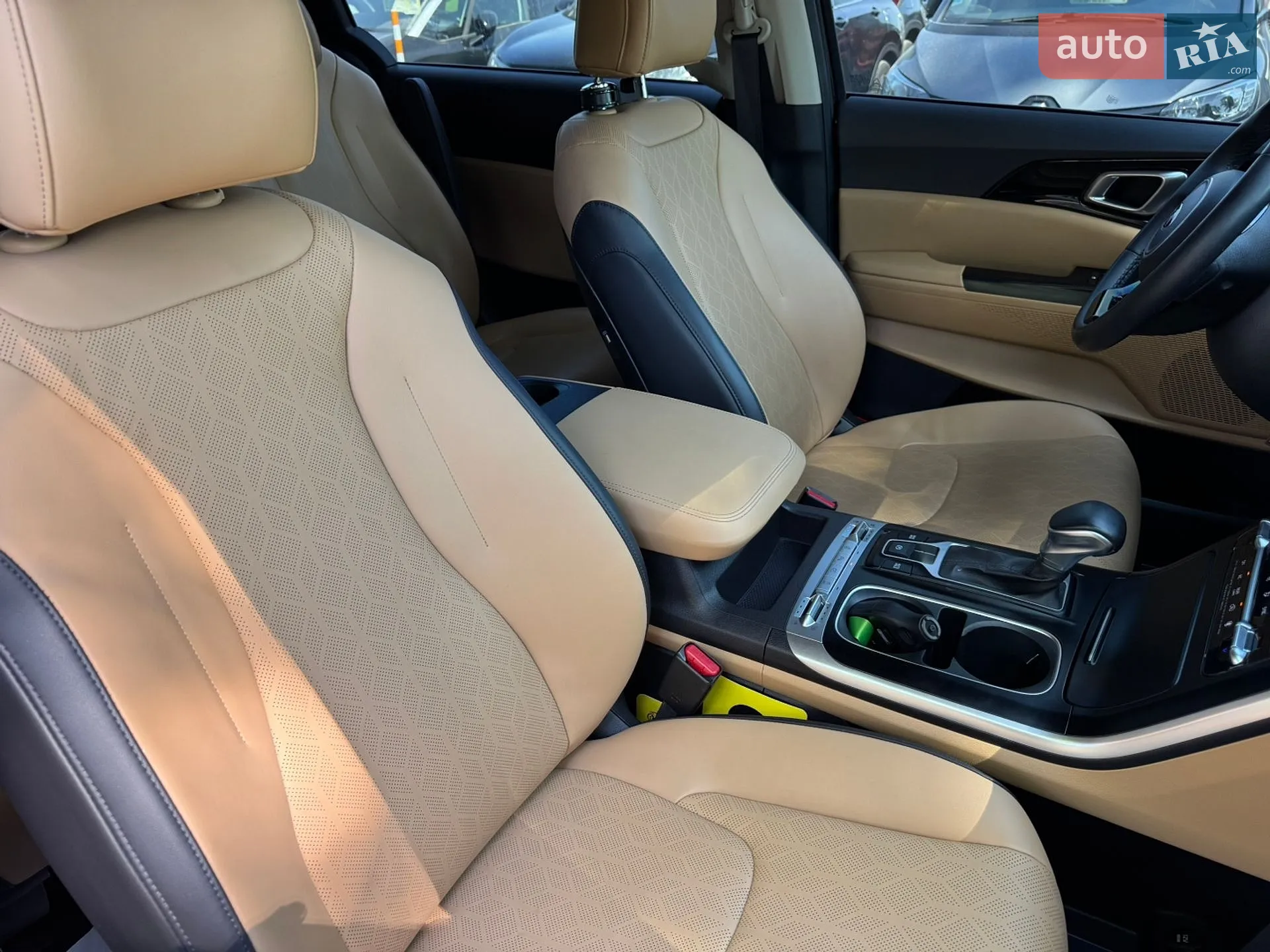 2021 Kia Carnival - мініатюра 18