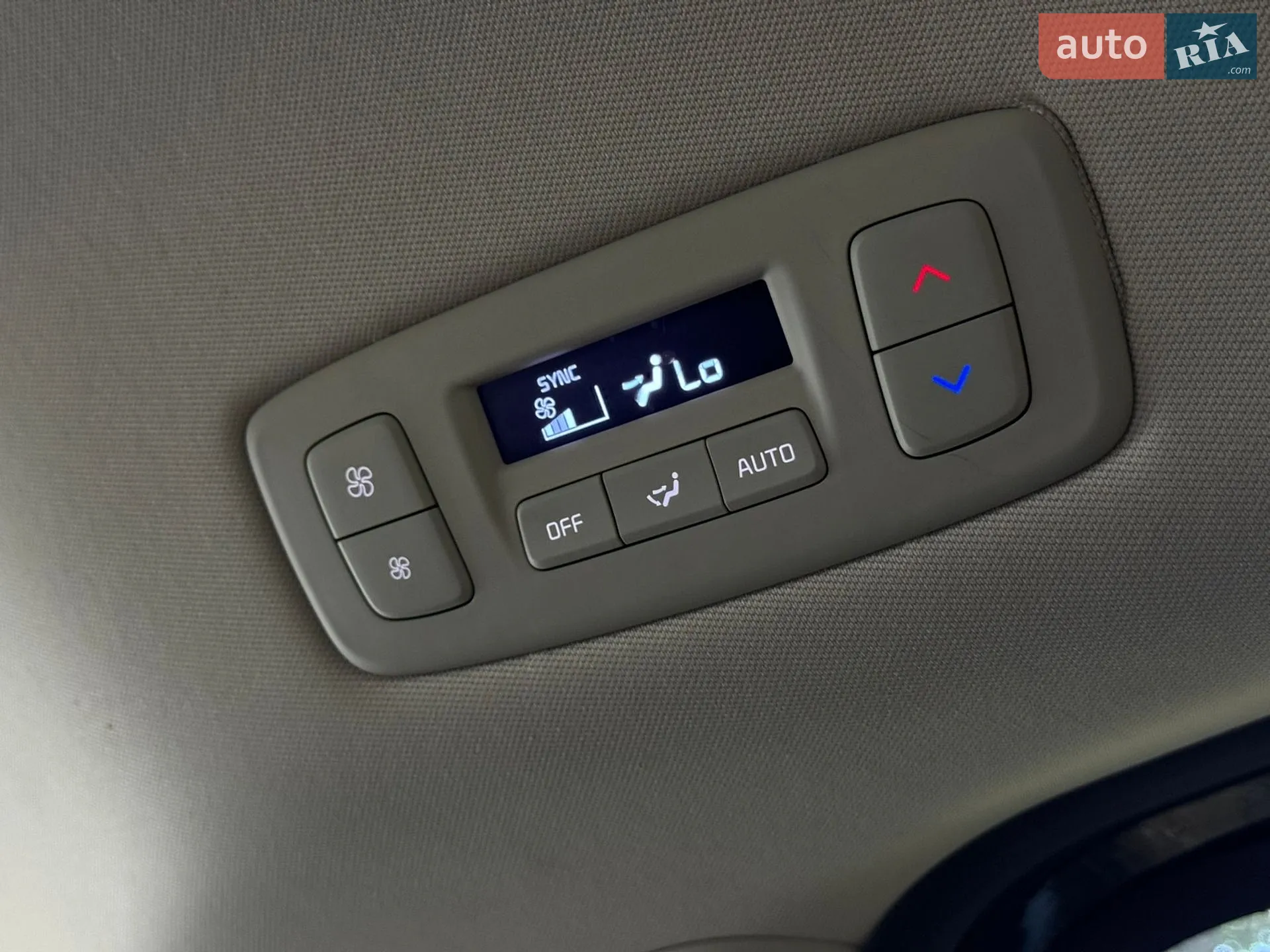 2021 Kia Carnival - мініатюра 30