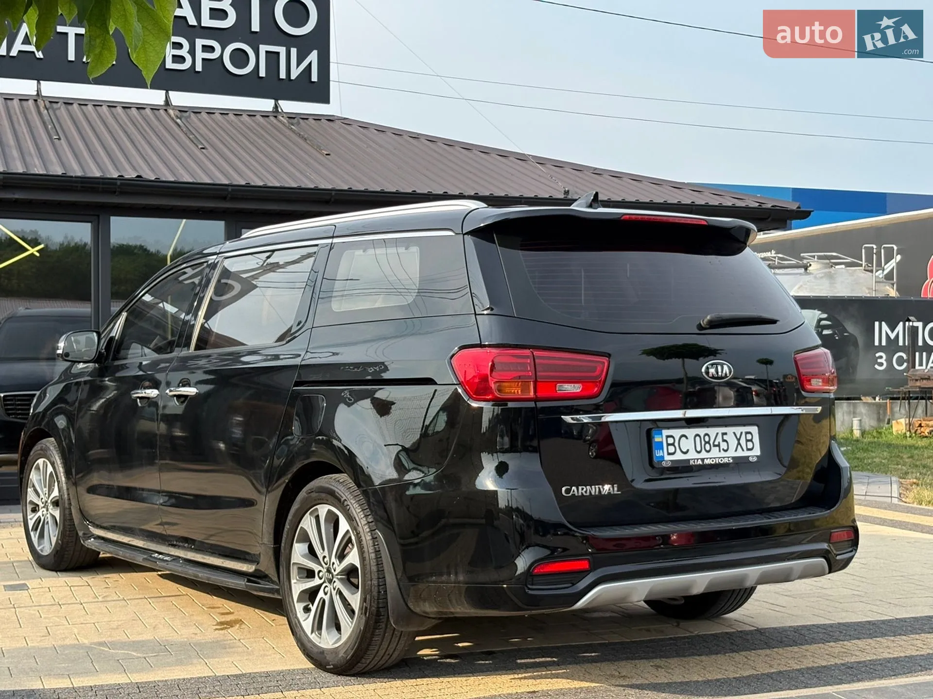 2019 Kia Carnival - мініатюра 10