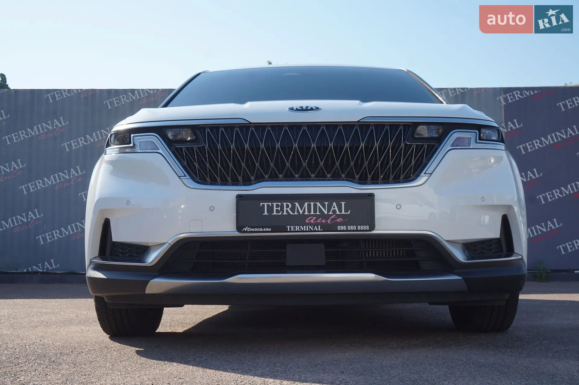 2020 Kia Carnival - мініатюра 12