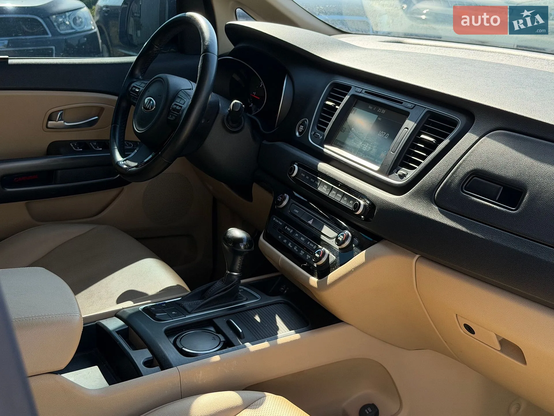 2014 Kia Carnival - мініатюра 45