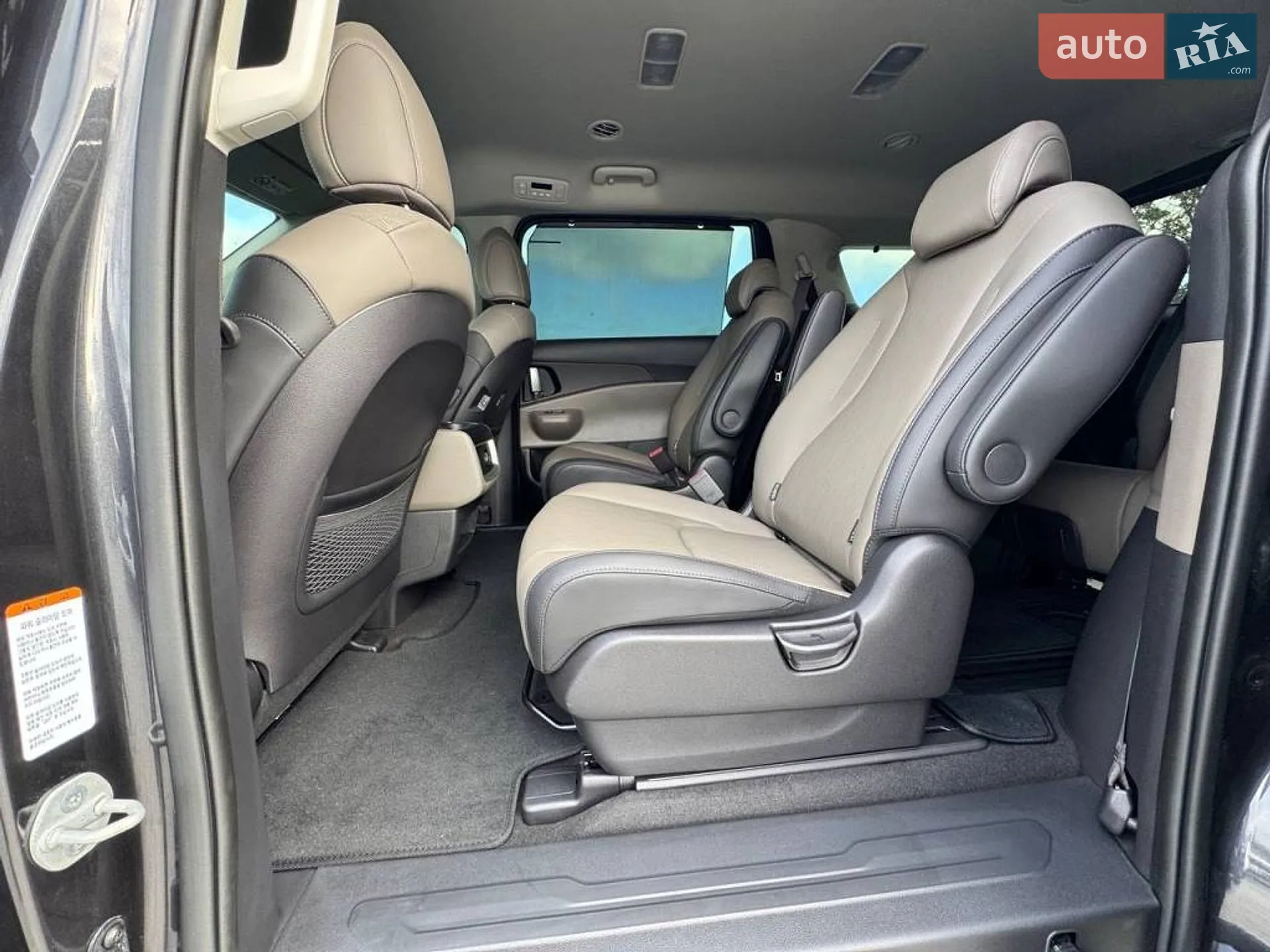 2024 Kia Carnival - мініатюра 16