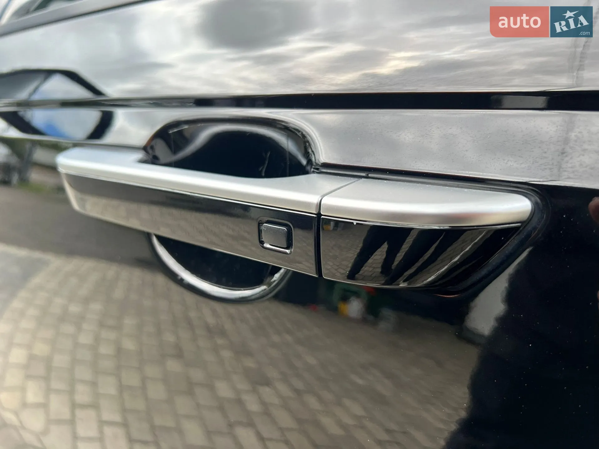 2021 Kia Carnival - мініатюра 8