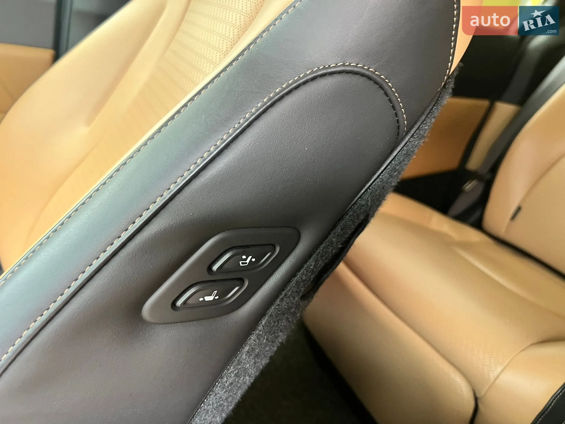 2021 Kia Carnival - мініатюра 29