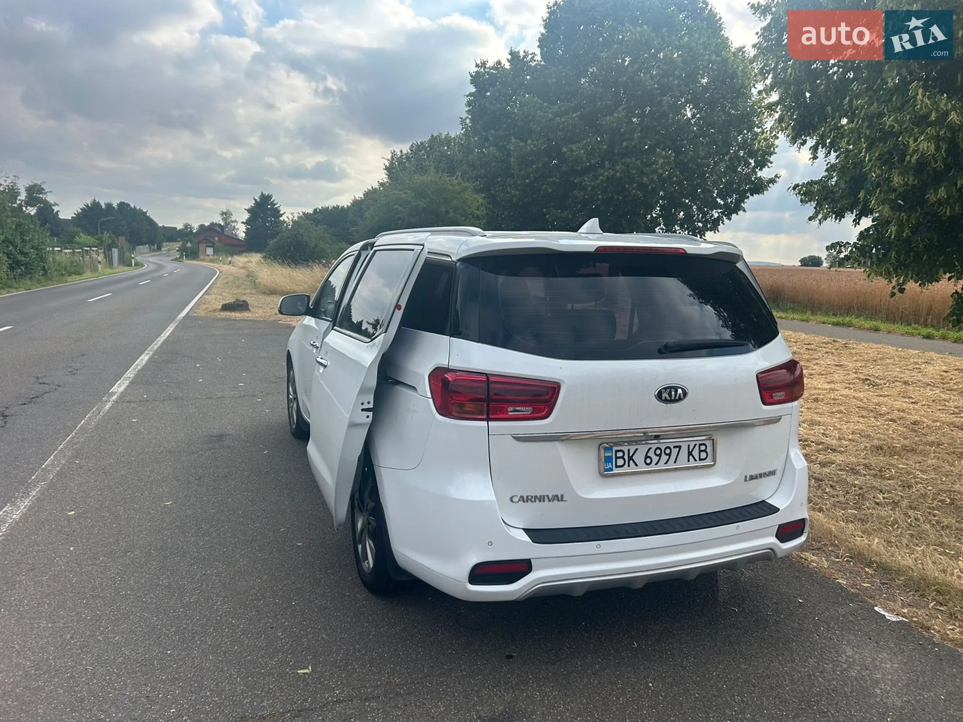 2018 Kia Carnival - мініатюра 13