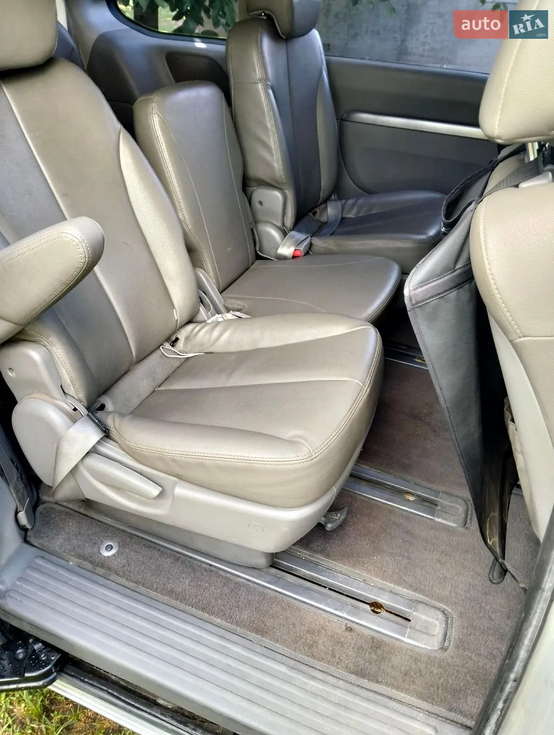 2012 Kia Carnival - мініатюра 13