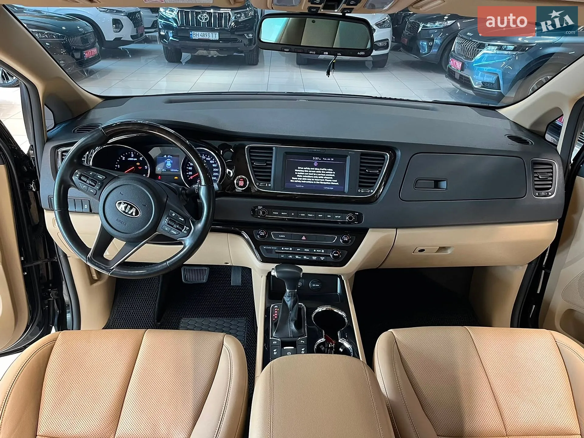 2019 Kia Carnival - мініатюра 18