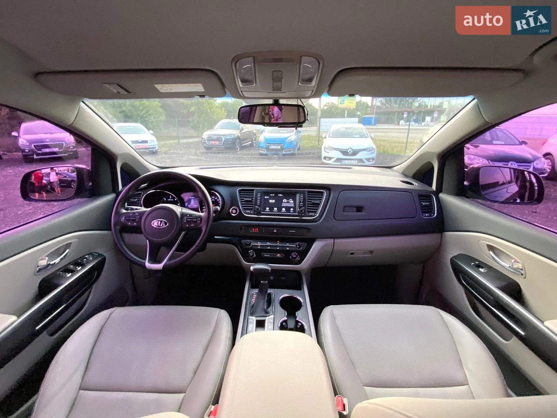 2018 Kia Carnival - мініатюра 7