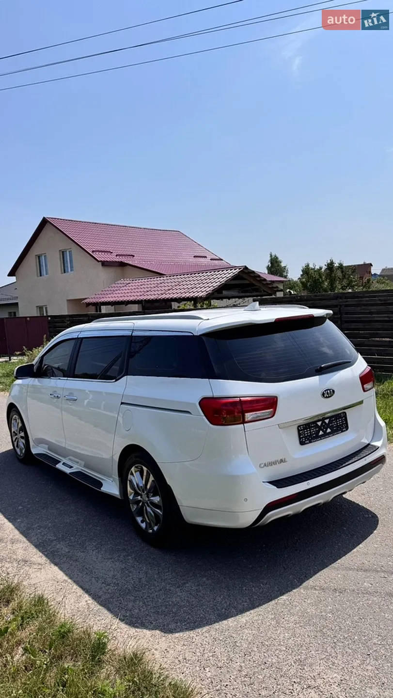 2016 Kia Carnival - мініатюра 10