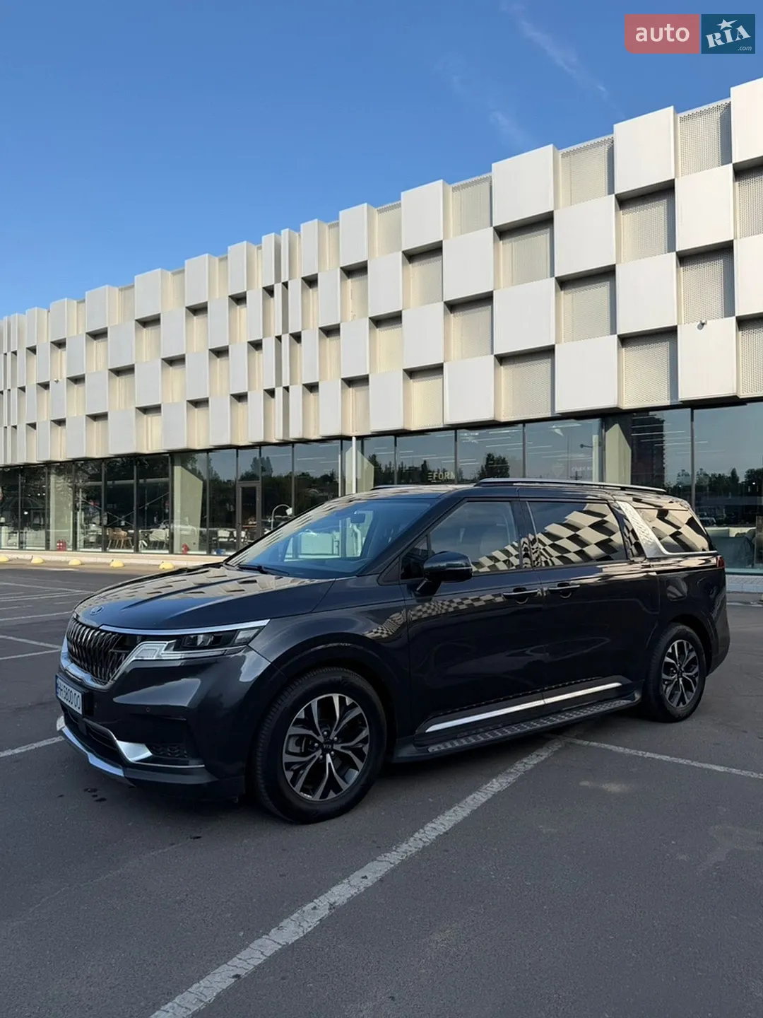 2020 Kia Carnival - мініатюра 2
