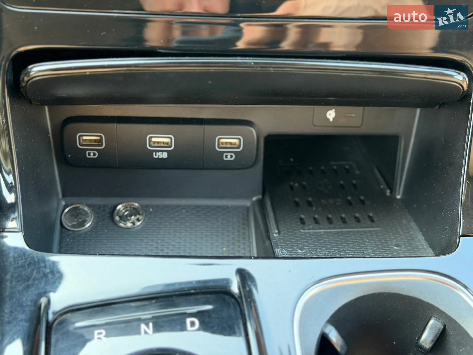 2020 Kia Carnival - мініатюра 19