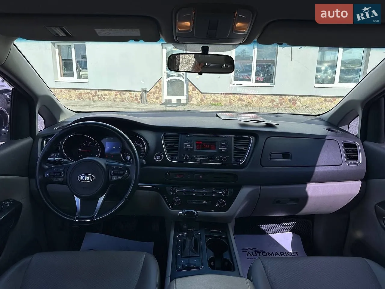 2015 Kia Carnival - мініатюра 7