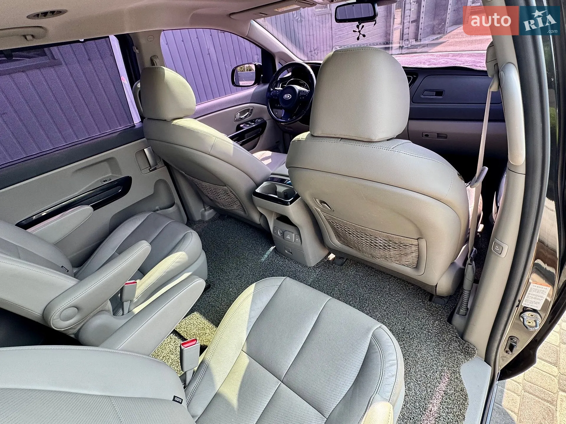 2014 Kia Carnival - мініатюра 44