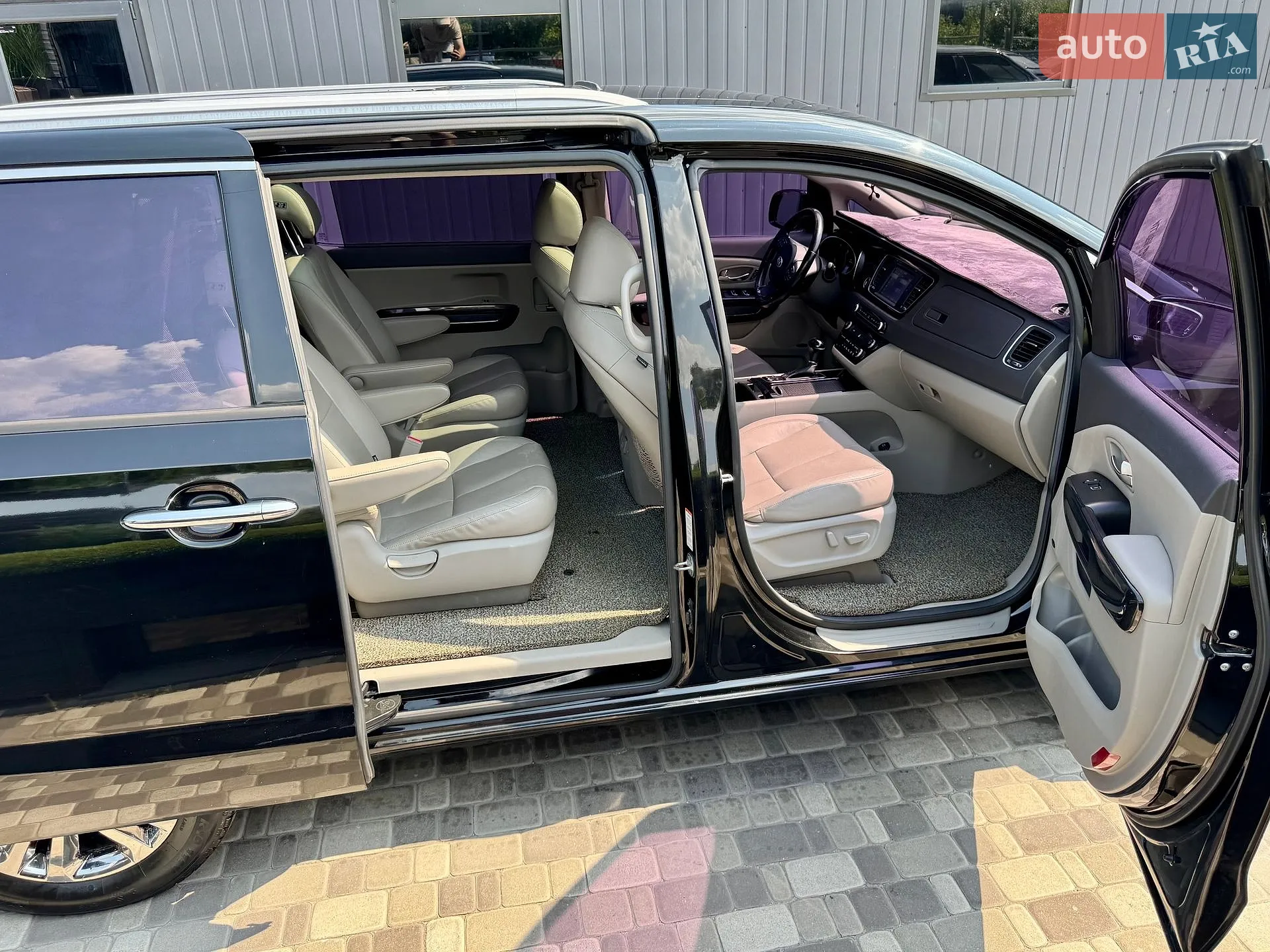 2014 Kia Carnival - мініатюра 87