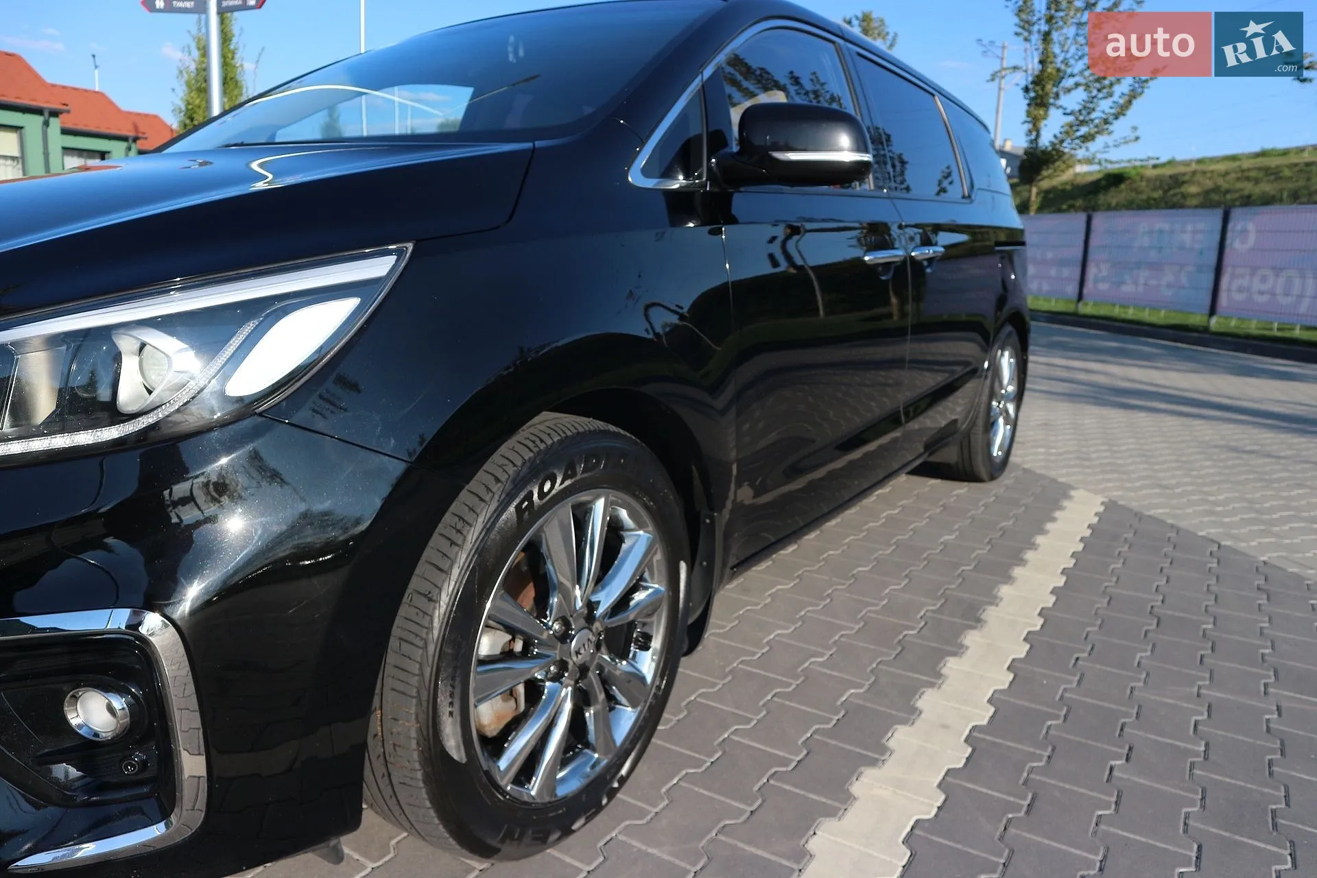 2019 Kia Carnival - мініатюра 9