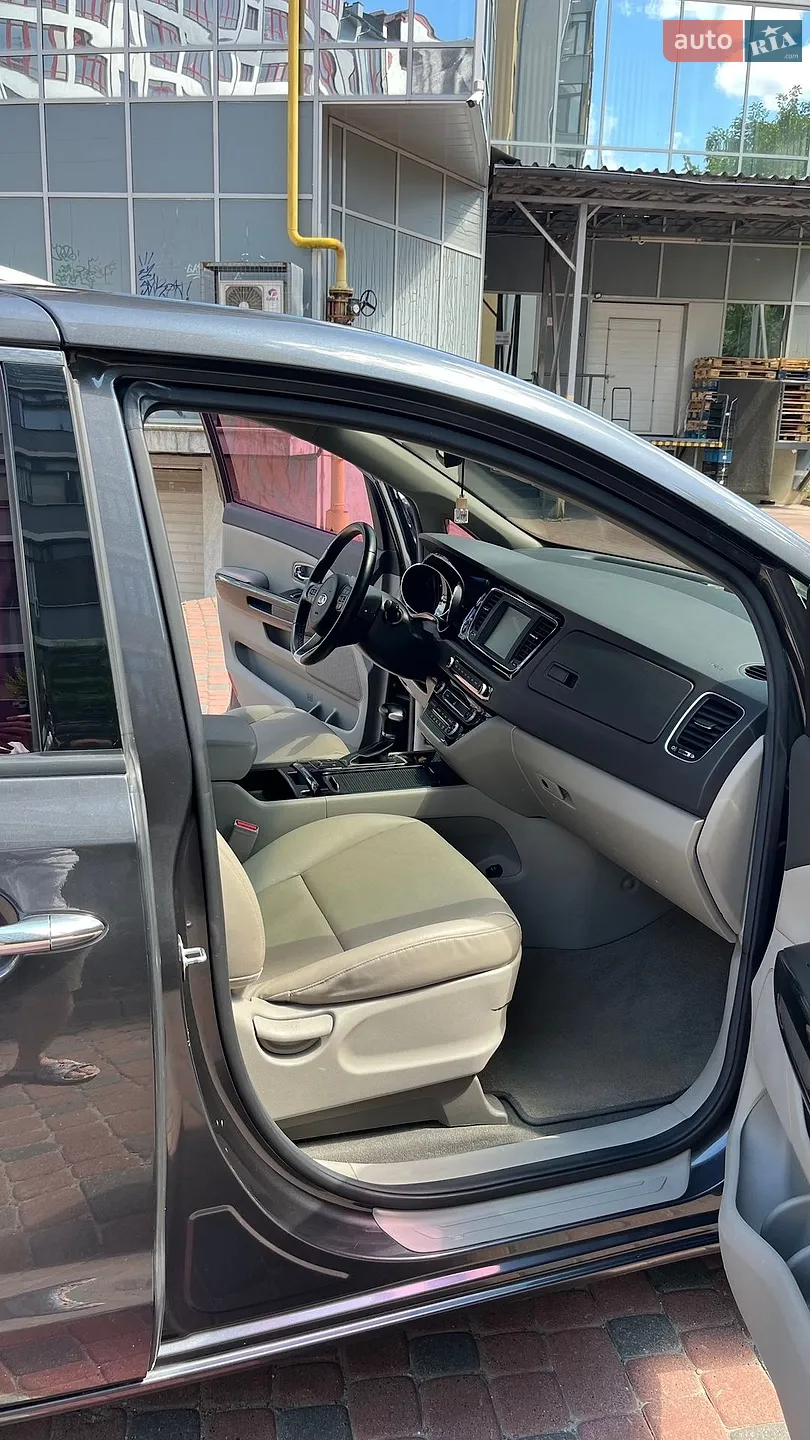 2016 Kia Carnival - мініатюра 38