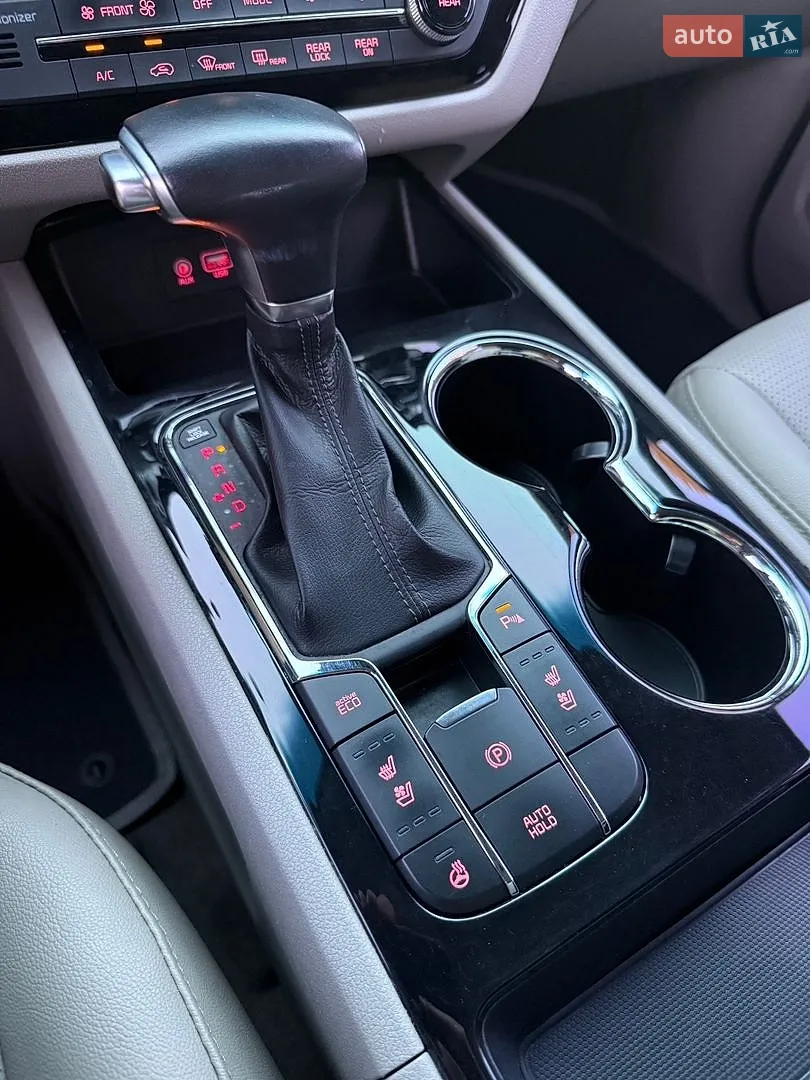 2018 Kia Carnival - мініатюра 15