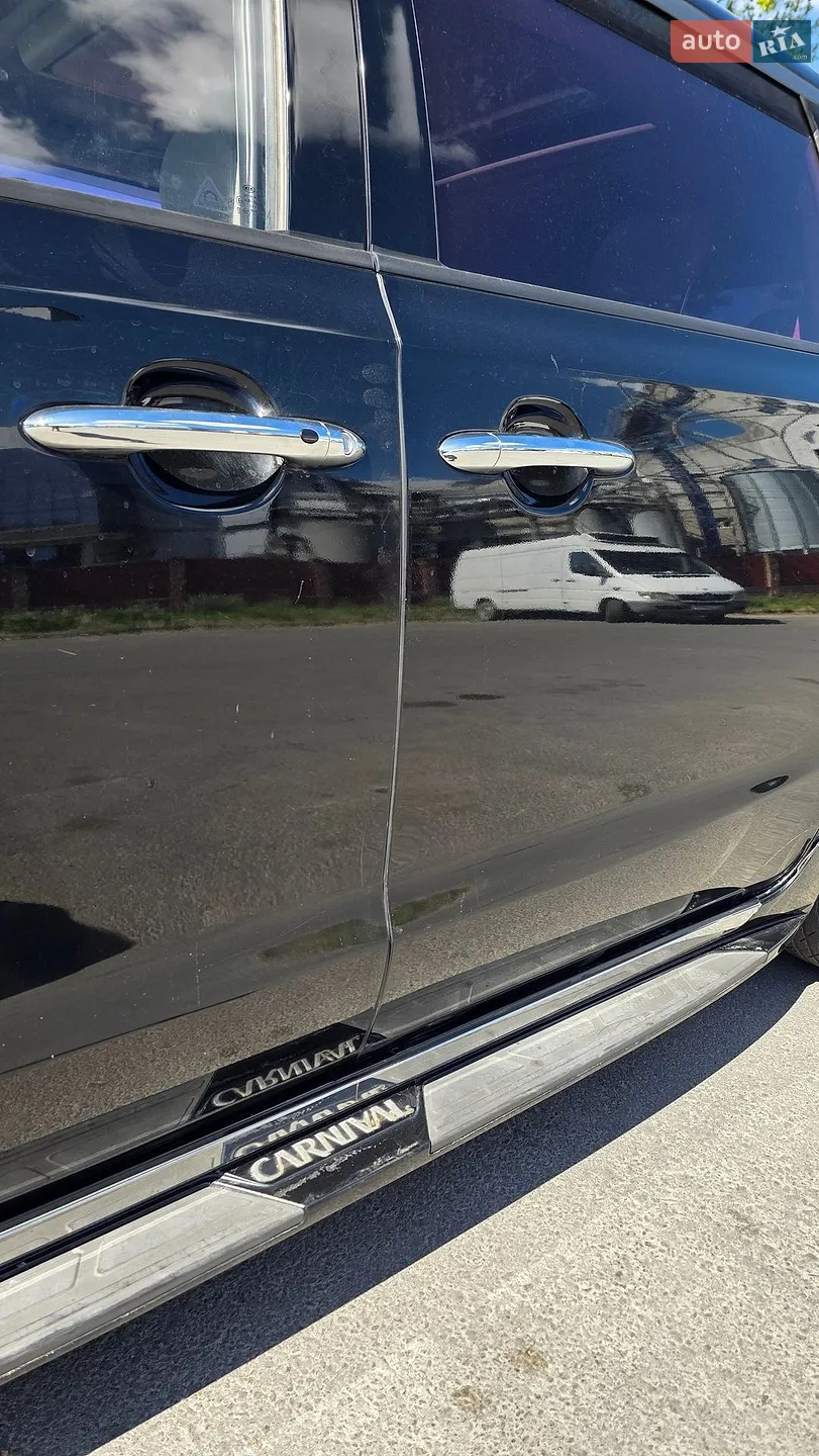 2015 Kia Carnival - мініатюра 4