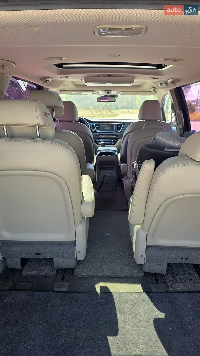 2015 Kia Carnival - мініатюра 11