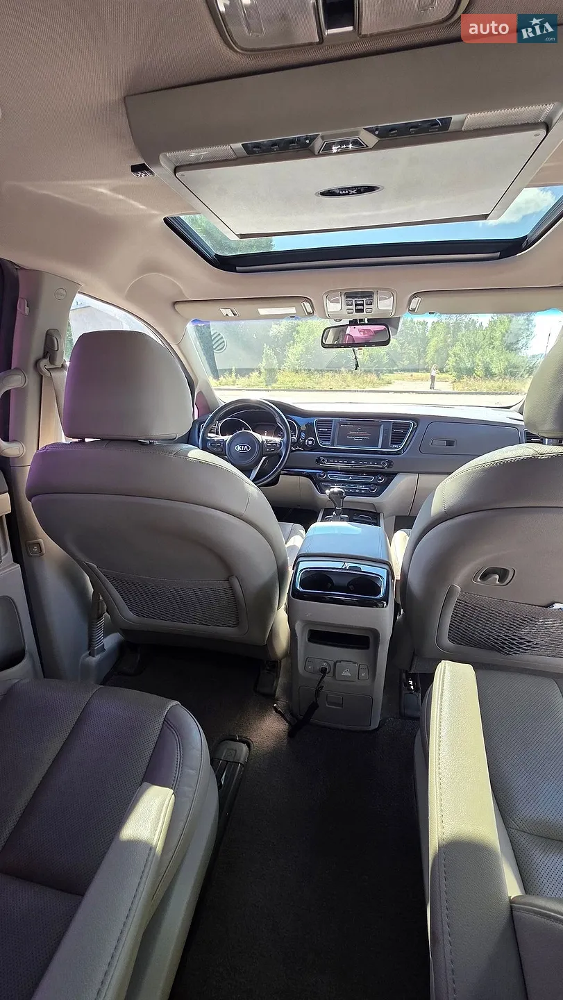 2015 Kia Carnival - мініатюра 16