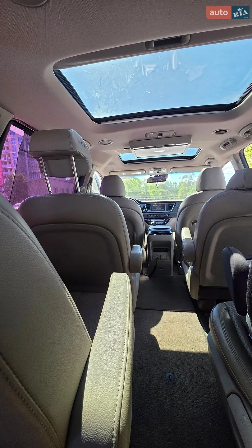 2015 Kia Carnival - мініатюра 17