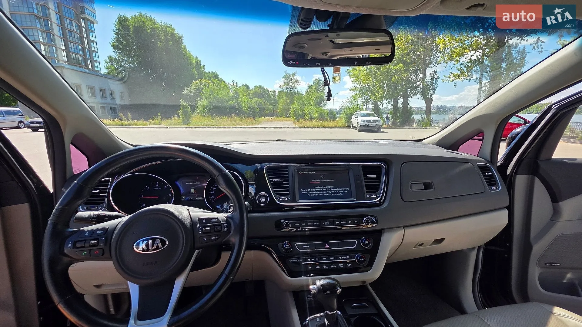 2015 Kia Carnival - мініатюра 37