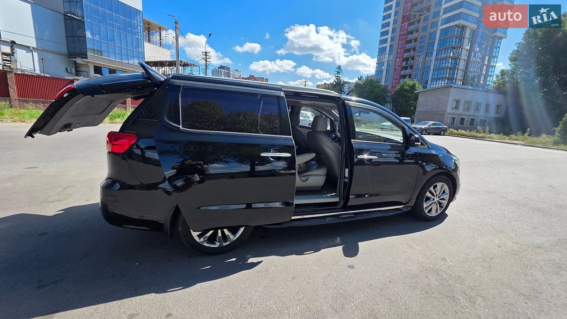 2015 Kia Carnival - мініатюра 45