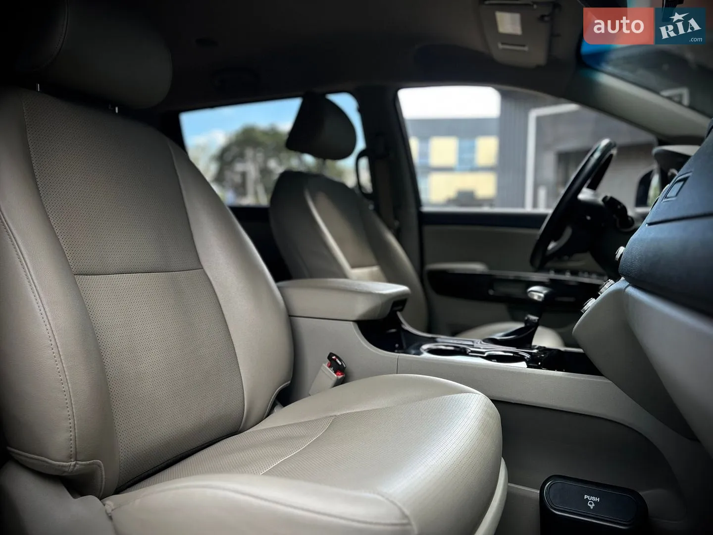 2018 Kia Carnival - мініатюра 22