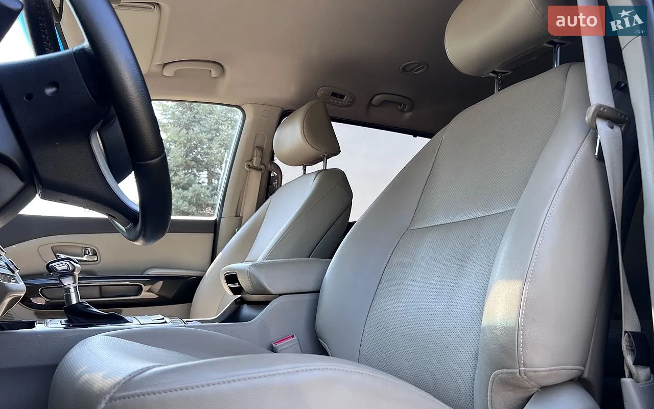 2015 Kia Carnival - мініатюра 9