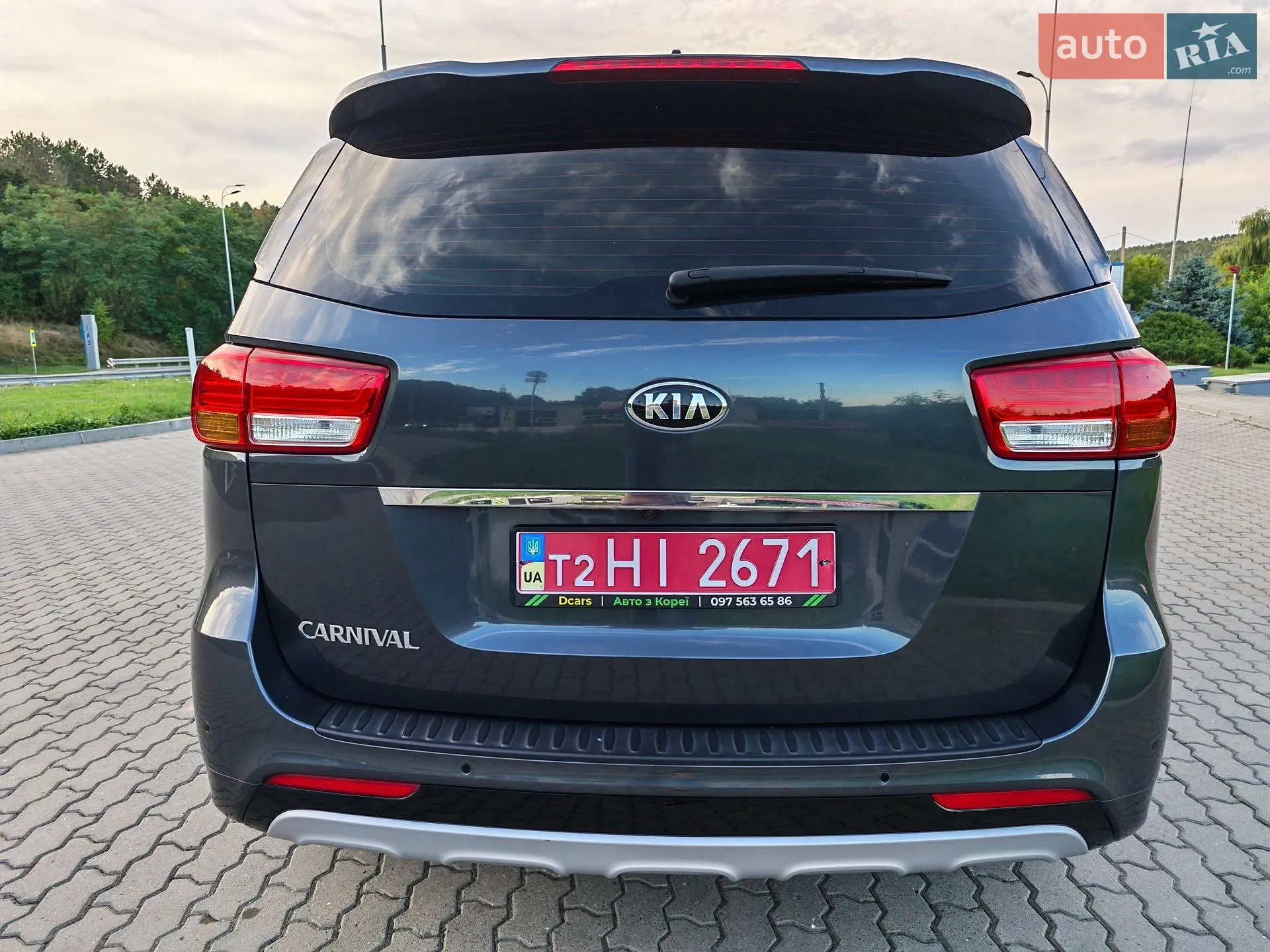 2016 Kia Carnival - мініатюра 6