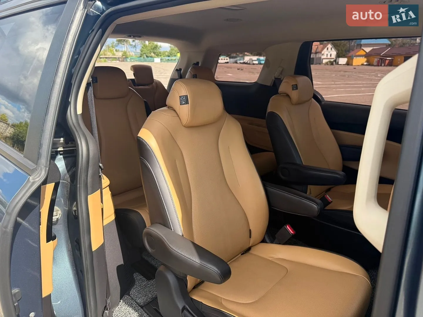 2022 Kia Carnival - мініатюра 28
