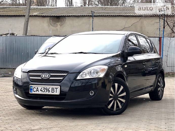 Хэтчбек Kia Ceed 2008 в Одессе