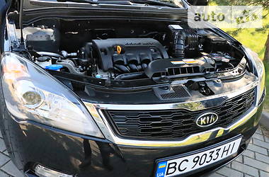 Универсал Kia Ceed 2010 в Дрогобыче