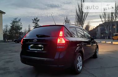 Универсал Kia Ceed 2008 в Светловодске