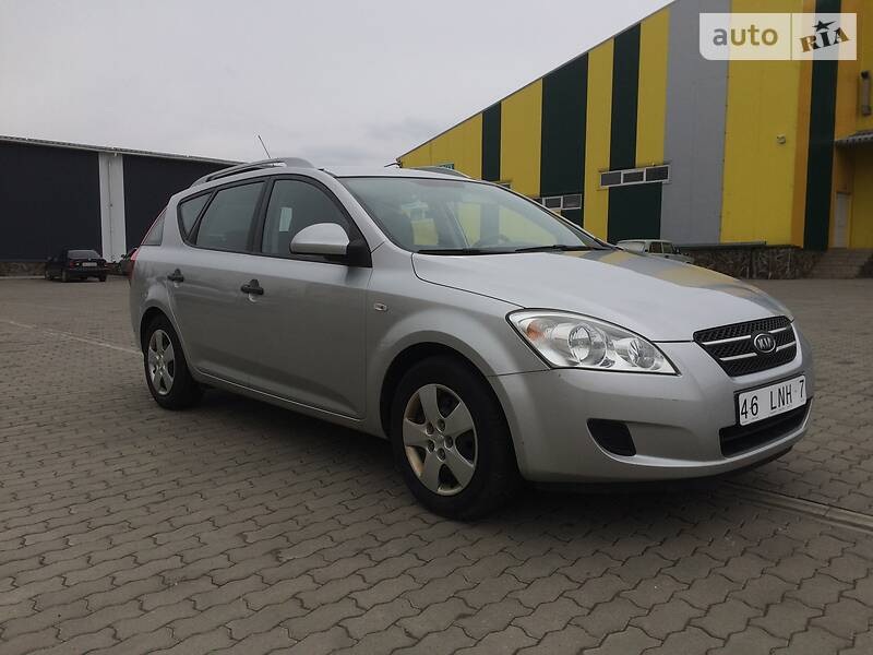 Універсал Kia Ceed 2008 в Стрию