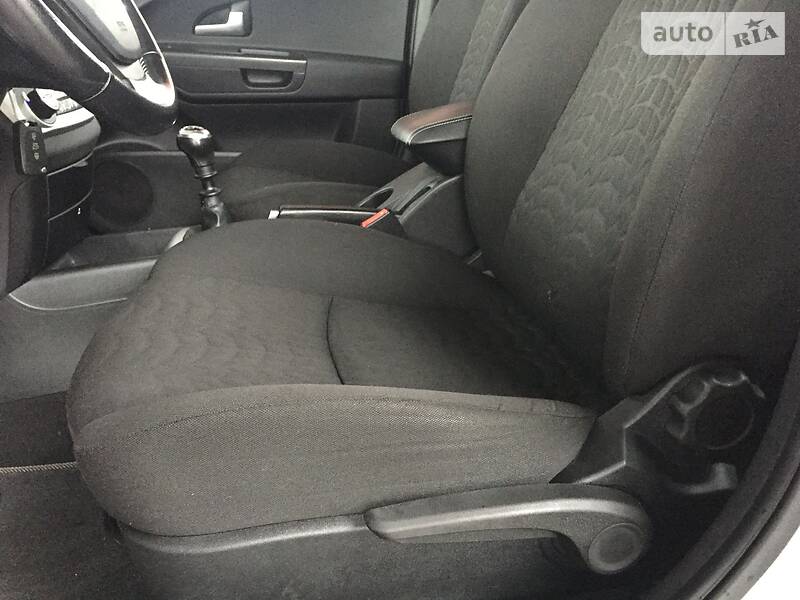 Хетчбек Kia Ceed 2009 в Стрию