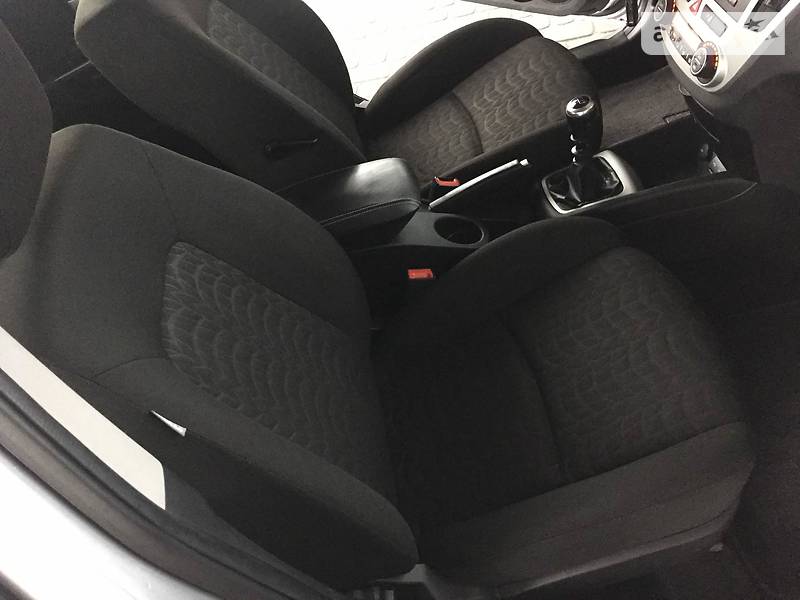 Хетчбек Kia Ceed 2009 в Стрию
