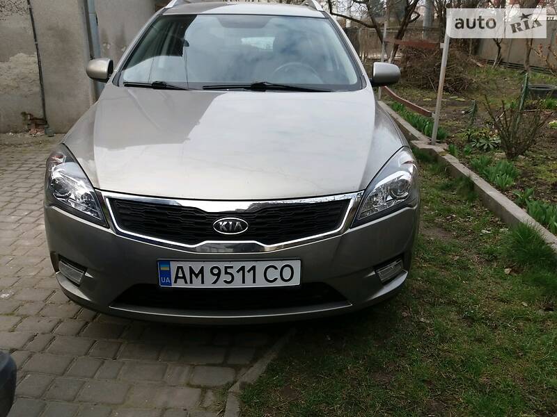 Універсал Kia Ceed 2012 в 
