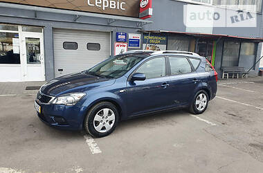 Универсал Kia Ceed 2010 в 