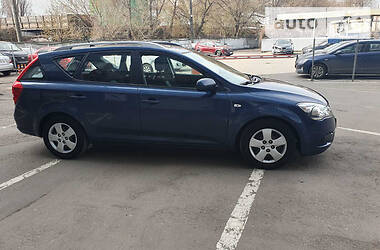 Универсал Kia Ceed 2010 в 