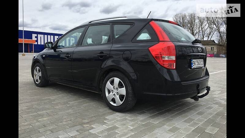 Універсал Kia Ceed 2010 в Бережанах