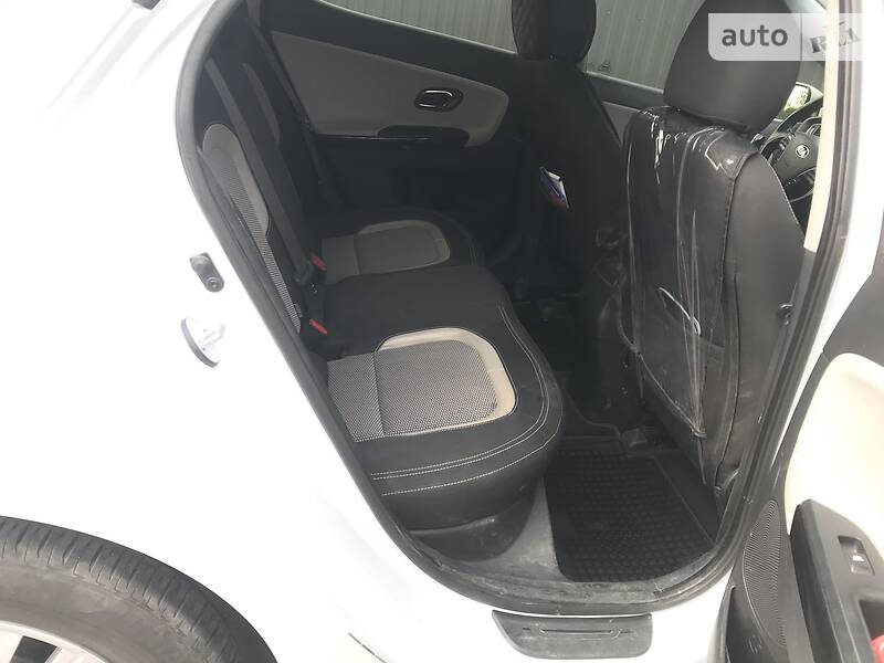 Хетчбек Kia Ceed 2013 в Дніпрі фото 26 Хетчбек Kia Ceed 2013 в Дніпрі