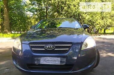 Хетчбек Kia Ceed 2008 в 