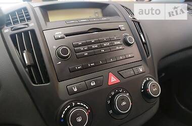 Хетчбек Kia Ceed 2008 в 