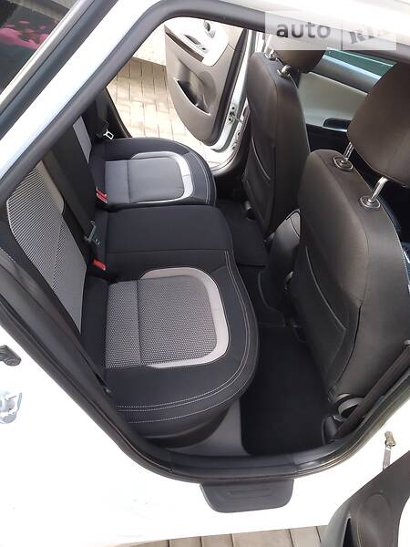 Універсал Kia Ceed 2013 в Луцьку