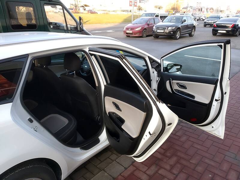 Універсал Kia Ceed 2013 в Луцьку