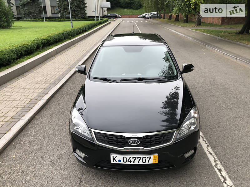 Хетчбек Kia Ceed 2009 в Рівному