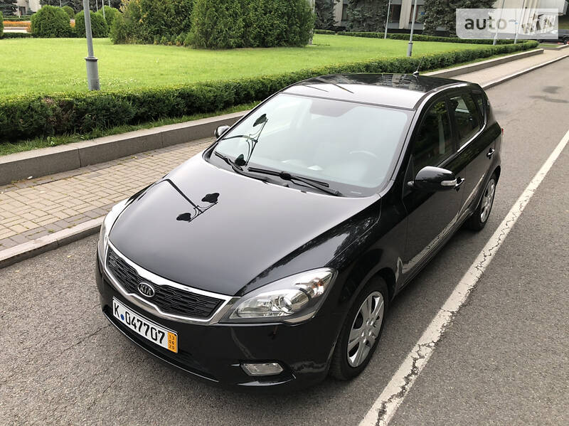 Хетчбек Kia Ceed 2009 в Рівному