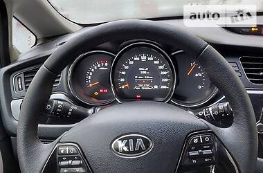 Хэтчбек Kia Ceed 2013 в 