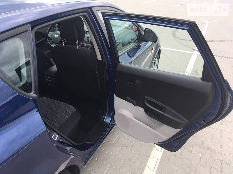 Хетчбек Kia Ceed 2009 в Києві фото 55 Хетчбек Kia Ceed 2009 в Києві